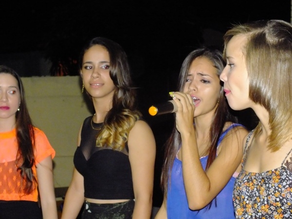 U. E. Dr. João Carvalho realiza show lítero musical - Imagem 15