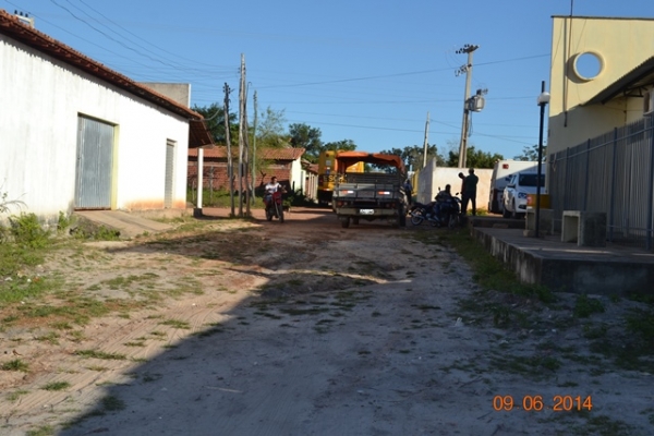 Prefeito Zé Resende consegui pavimentação poliédrica para bairros de Boa Hora - Imagem 1