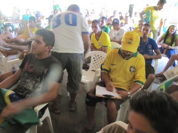 Associação ADECOR proporciona festa ao torcedor durante os jogos da Seleção Brasileira - Imagem 2