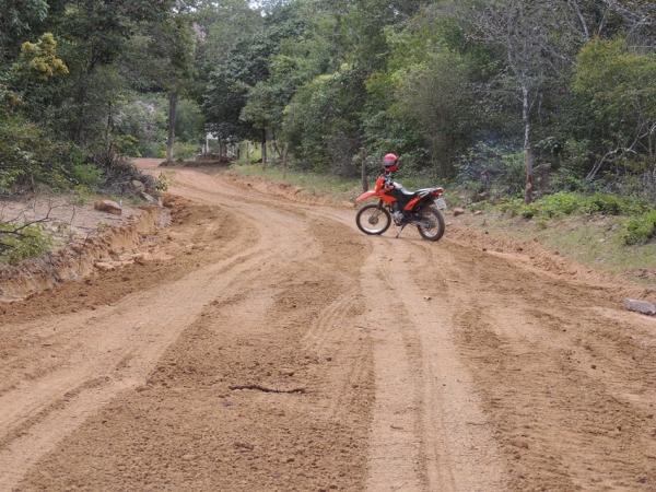 Prefeitura recupera estrada que dá acesso a ponto turístico - Imagem 13