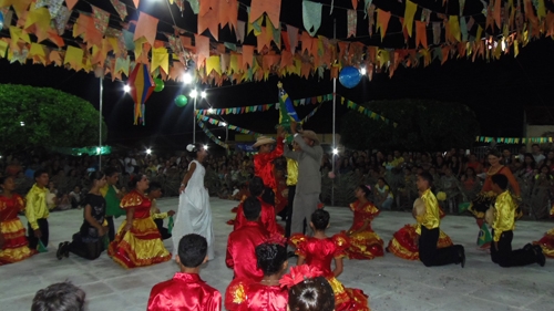 Última noite do XII Arraiá da Integração foi realizada com muito sucesso - Imagem 9