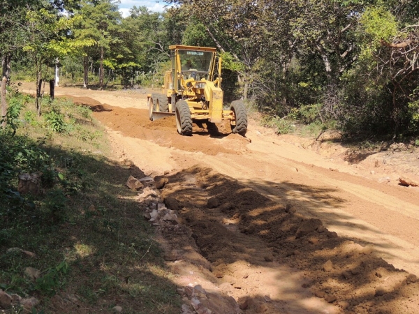 Prefeitura recupera estrada que dá acesso a ponto turístico - Imagem 4