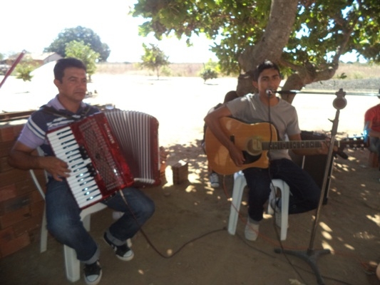 Idosos de Caldeirão Grande participam de Arraiá na Serra da Gitirana - Imagem 19