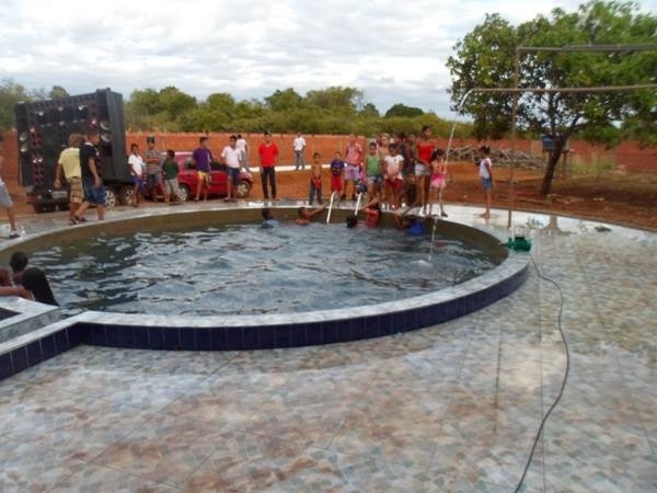 Vanessa Reis recebe amigos e lideranças políticas em confraternização - Imagem 8