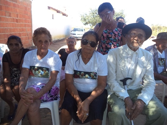 Idosos de Caldeirão Grande participam de Arraiá na Serra da Gitirana - Imagem 23