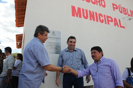 Manoel Emídio inaugura Casa da Juventude com a presença do Governador Zé Filho