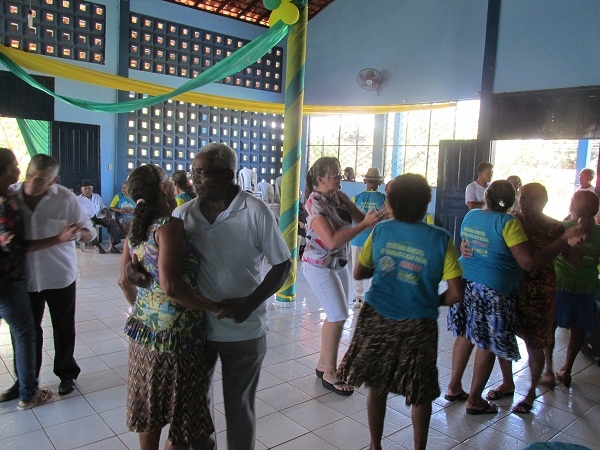 Centro dos Idosos faz festa ao término do semestre - Imagem 4
