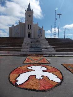  Dia 19 de  Junho dia de corpus christi Com um Lindo Tapete  em Batalha 