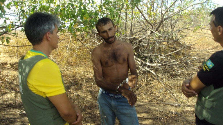 Polícia prende acusado de matar pai e filho em Santa Rosa do Piauí