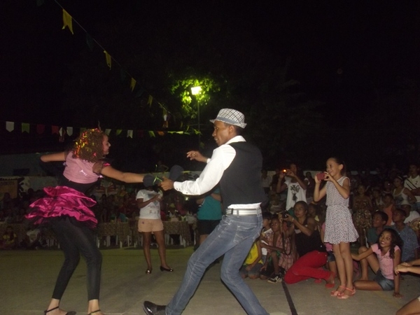 Município de Santa Rosa do Piauí realiza Arraiá com grande público - Imagem 11