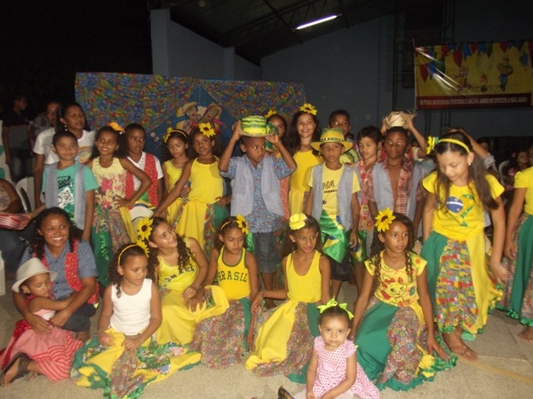 Município de Santa Rosa do Piauí realiza Arraiá com grande público - Imagem 9