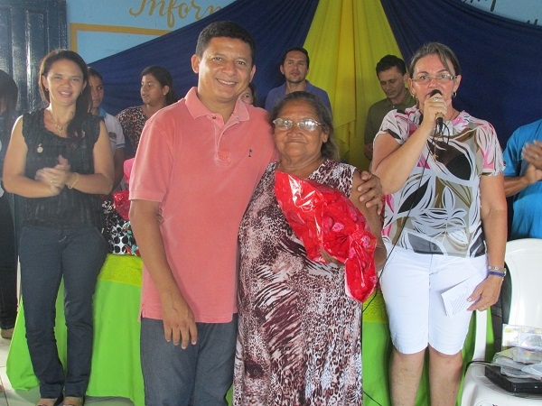 Centro dos Idosos faz festa ao término do semestre - Imagem 6
