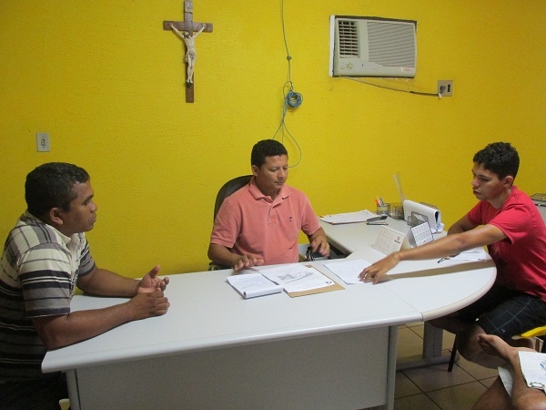Manin Geronço e Raimundo do PT receberam os jovens da Comunidade Kolping no gabinete - Imagem 2