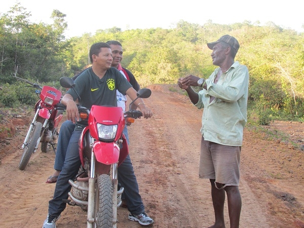 Prefeito Manin Geronço e Vice-Prefeito Raimundo do PT fizeram visita às comunidades  - Imagem 3