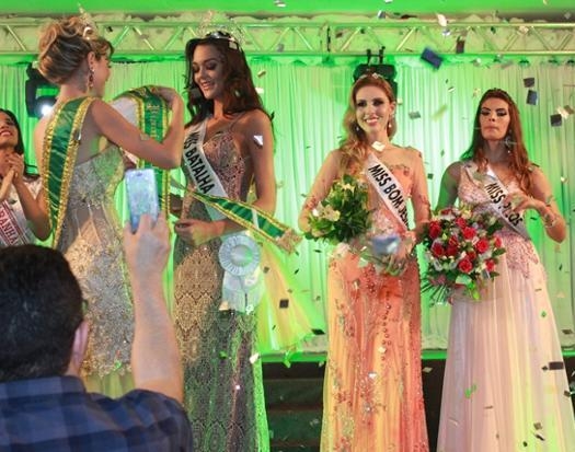 Verbiany Leal, candidata da cidade de Batalha, é eleita Miss Piauí 2014 - Imagem 6