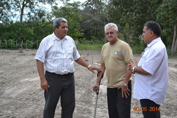 Prefeito Zé Resende visita novas obras que estão sendo iniciadas em Boa Hora - Imagem 6