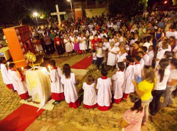Igreja celebra dia de Corpos Christi  - Imagem 29