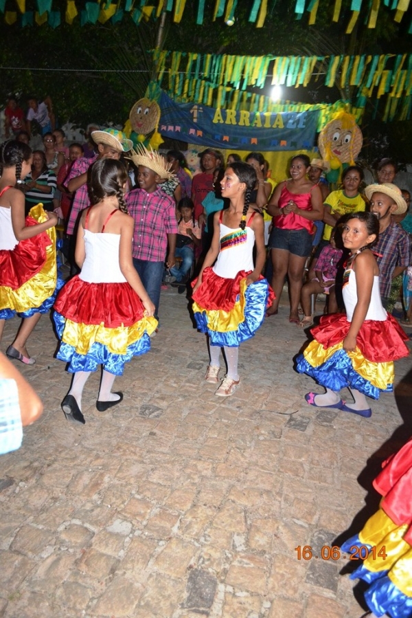 Prefeito Zé Resende prestigia grande arraiá da Escola Jose Prudêncio - Imagem 9