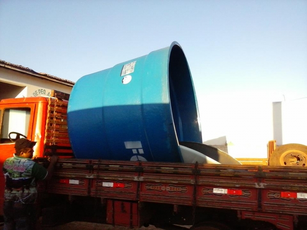 Comunidade Araras recebe caixa de água nova após acidente - Imagem 1