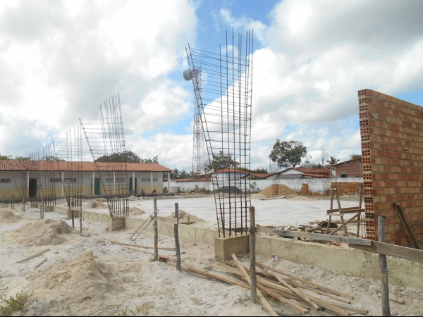 A prefeitura de Boa Hora está construindo dois Ginásios Cobertos para escolas municipais. - Imagem 1