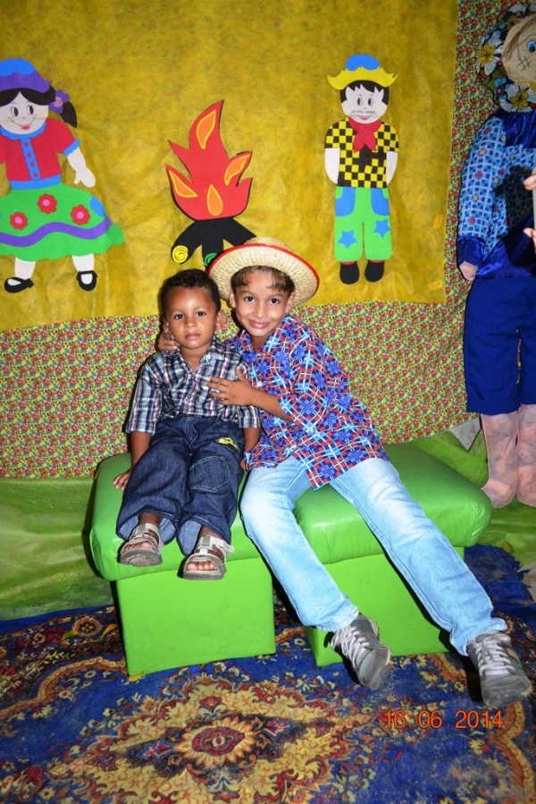 Prefeito Zé Resende prestigia grande arraiá da Escola Jose Prudêncio - Imagem 21