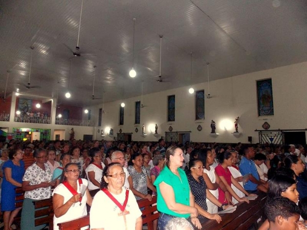 Corpus Christi: Fiéis lotam a Matriz de Nossa Senhora da Conceição   - Imagem 4