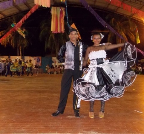 Grupo Junino Sanfona de Ouro estréia em alto estilo e com muita animação  - Imagem 19