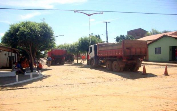 Prefeitura inicia obras de pavimentação asfáltica nas ruas do município - Imagem 6