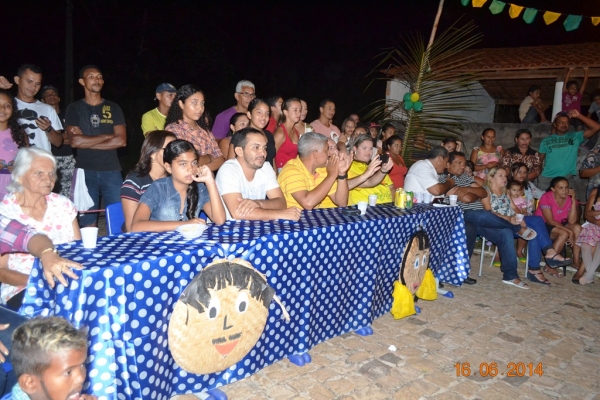 Prefeito Zé Resende prestigia grande arraiá da Escola Jose Prudêncio - Imagem 13