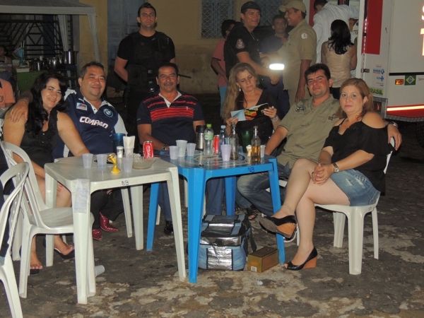 Toquinho faz o público cantar e se emocionar cantando clássicos da MPB - Imagem 19