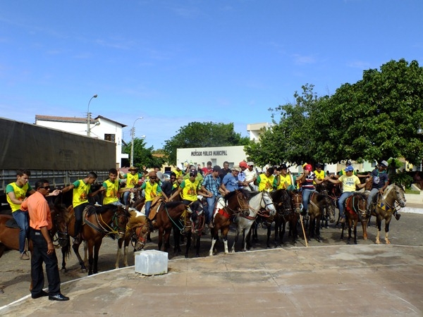 3ª Cavalgada em Dom Expedito Lopes anima a expeditenses e visitantes - Imagem 13