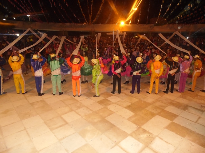 Parque Beira Rio ficou lotado na última noite dos Folguedos de União