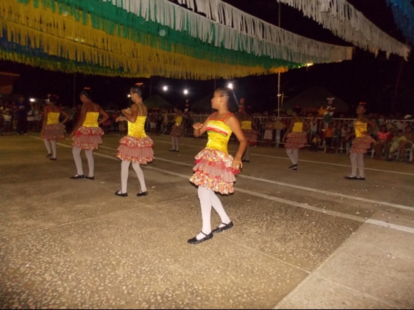 II Nota - IV Festival Junino veja os melhores momentos das apresentações da 2ª noite - Imagem 33
