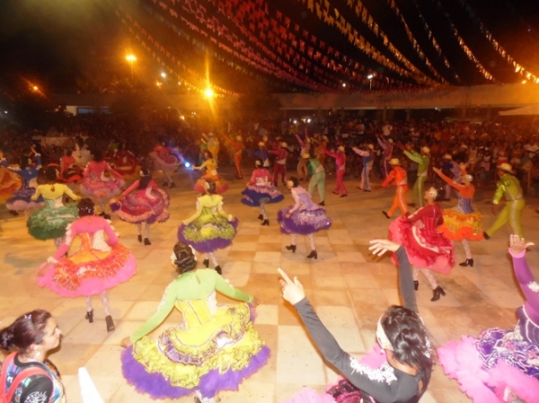 Parque Beira Rio ficou lotado na última noite dos Folguedos de União - Imagem 12
