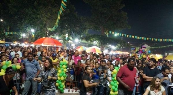 Imagens das festividades dos  77 anos de emancipação política do município de São Pedro do Piauí  - Imagem 45