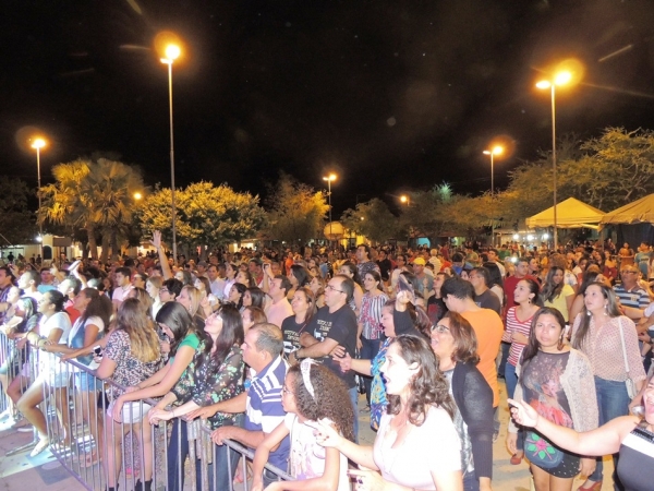 Danilo Caymi realiza um inesquecível show na última noite do Festival de Inverno - Imagem 7