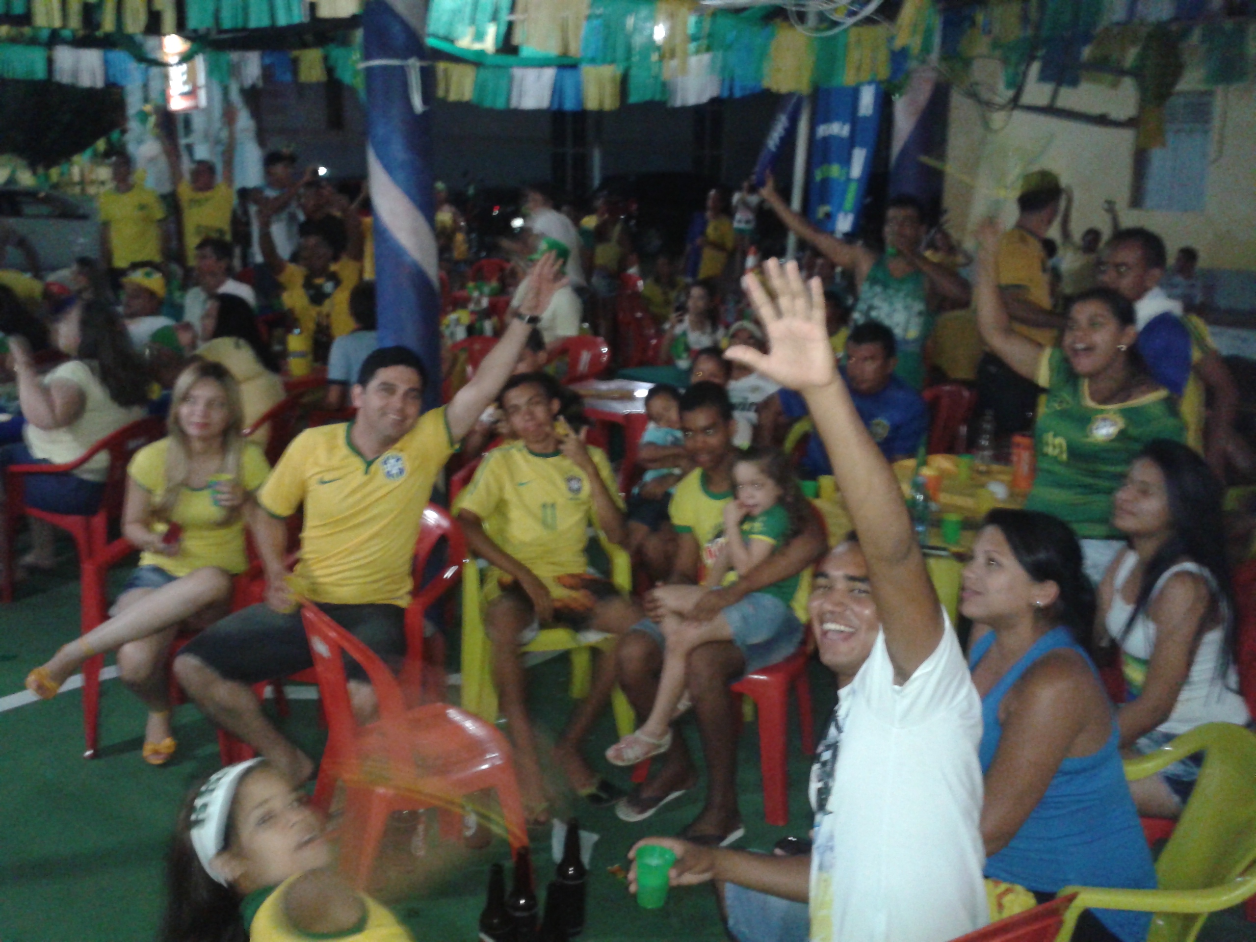 Assista o jogo da seleção brasileira no Escritório Bar 