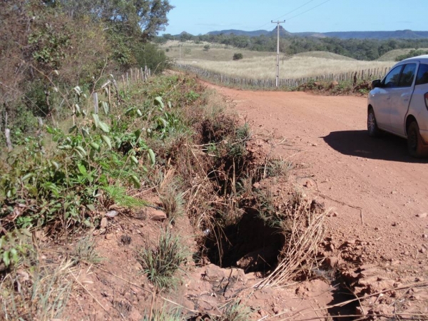 Prefeito Wallem se reúne com prefeito de São João dos Patos para recuperação da BR 230 - Imagem 12