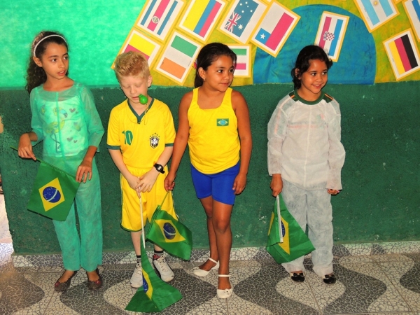 Projeto Interdisciplinar Copa do Mundo 2014 motivou alunos do Colégio Tomaz Café  - Imagem 10