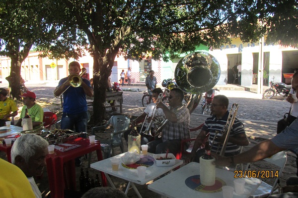 Prefeito Manin Geronço e vice-prefeito Raimundo do PT reinauguram instrumentos da Banda 25 de Junho