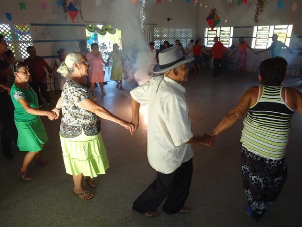 Centro de Convivência do Idoso Realizou a Festa São João - Imagem 5