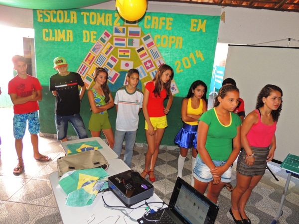 Projeto Interdisciplinar Copa do Mundo 2014 motivou alunos do Colégio Tomaz Café  - Imagem 23