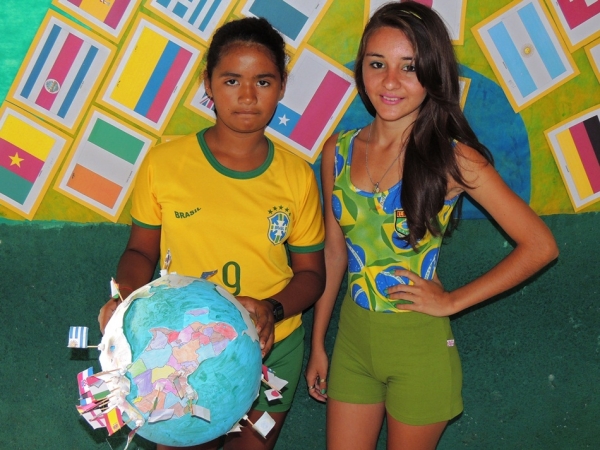 Projeto Interdisciplinar Copa do Mundo 2014 motivou alunos do Colégio Tomaz Café  - Imagem 30
