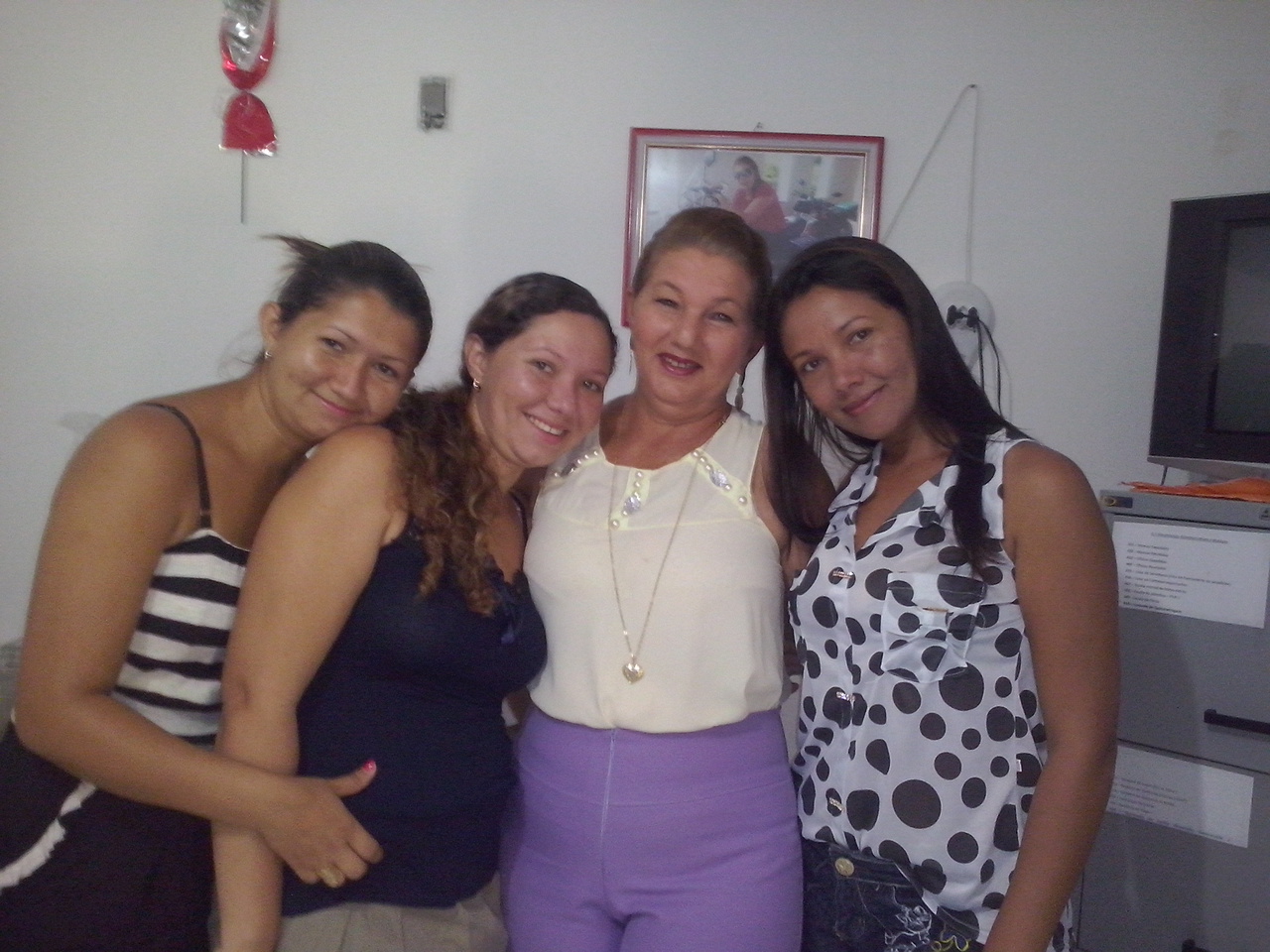 Equipe da Secretaria de Agricultura parabenizam a chefe da ADAPI Marcês Araújo