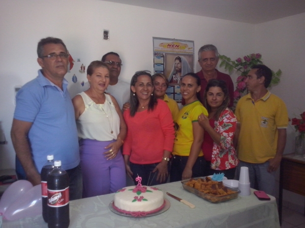 Equipe da Secretaria de Agricultura parabenizam a chefe da ADAPI Marcês Araújo - Imagem 5