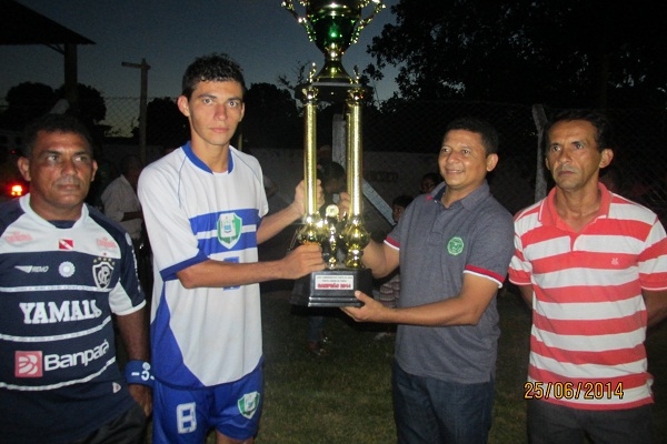 Partida de futebol em comemoração aos 94 anos de Porto - Imagem 9