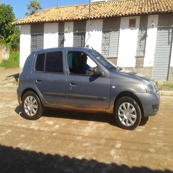 Moradores agradecem recuperação da Rua Leônidas Melo. - Imagem 2