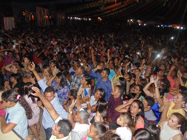 Noite evangélica abre as festividade pelo aniversario de Água Branca - PI - Imagem 29