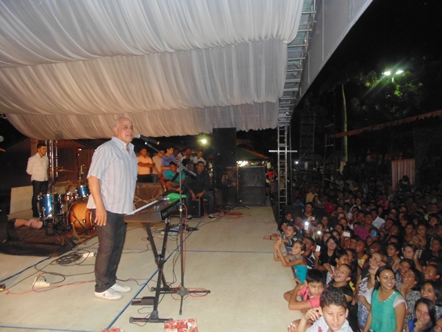 Noite evangélica abre as festividade pelo aniversario de Água Branca - PI - Imagem 57