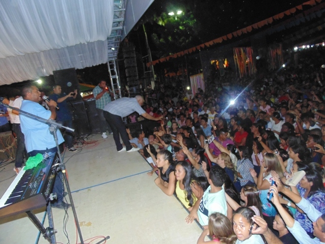 Noite evangélica abre as festividade pelo aniversario de Água Branca - PI - Imagem 32